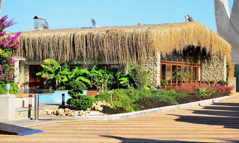 Adenya Hotel & Resort 